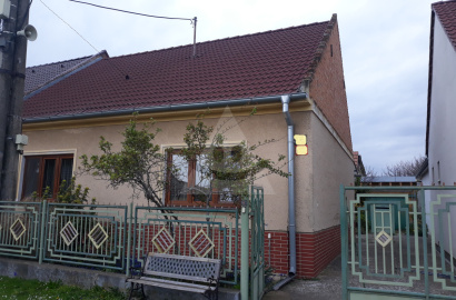 Rodinný dom for sale, Jaslovské Bohunice